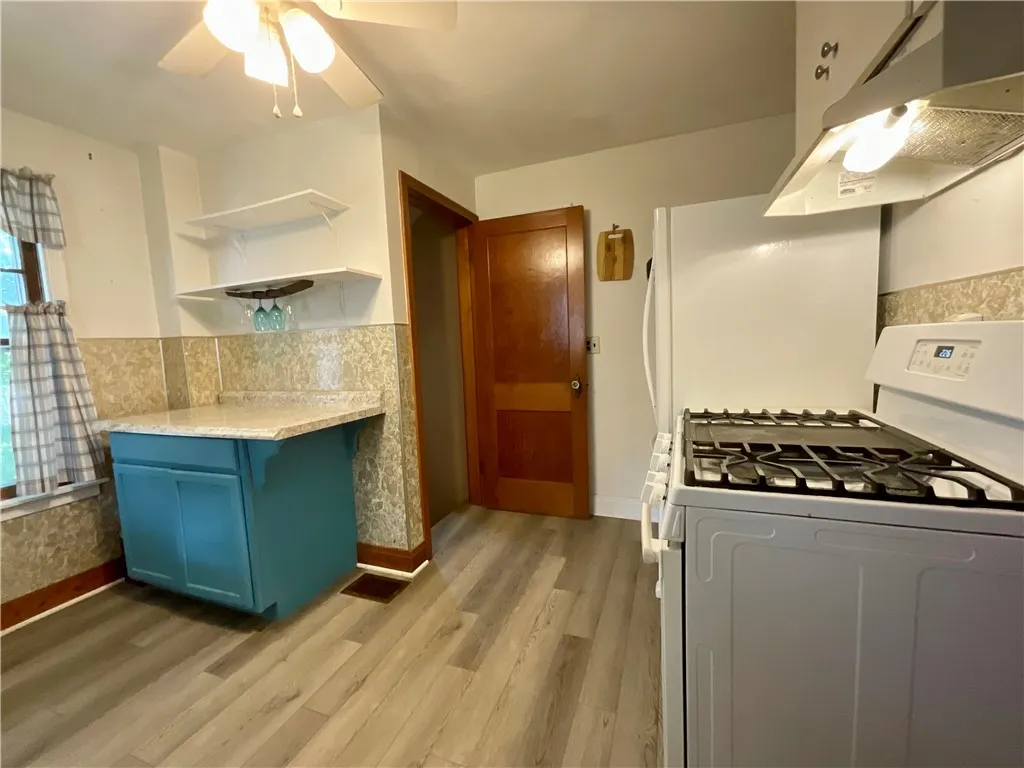 2 Washington Street, North Dansville, New York 144, North Dansville, New York 14437, 3 Bedrooms Bedrooms, 7 Rooms Rooms,1 BathroomBathrooms,Residential,For Sale,2 Washington Street, North Dansville, New York 144,R1618263