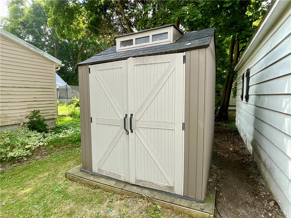 2 Washington Street, North Dansville, New York 144, North Dansville, New York 14437, 3 Bedrooms Bedrooms, 7 Rooms Rooms,1 BathroomBathrooms,Residential,For Sale,2 Washington Street, North Dansville, New York 144,R1618263