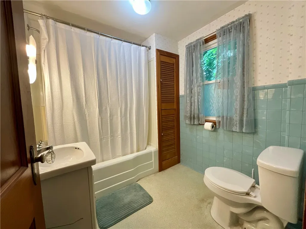 2 Washington Street, North Dansville, New York 144, North Dansville, New York 14437, 3 Bedrooms Bedrooms, 7 Rooms Rooms,1 BathroomBathrooms,Residential,For Sale,2 Washington Street, North Dansville, New York 144,R1618263