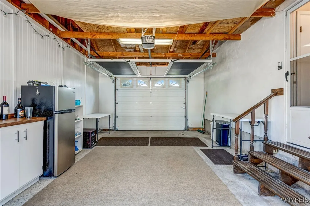 1416 99th Street, Niagara Falls, New York 14304, Niagara Falls, New York 14304, 3 Bedrooms Bedrooms, 8 Rooms Rooms,1 BathroomBathrooms,Residential,Closed,1416 99th Street, Niagara Falls, New York 14304,0,B1620364