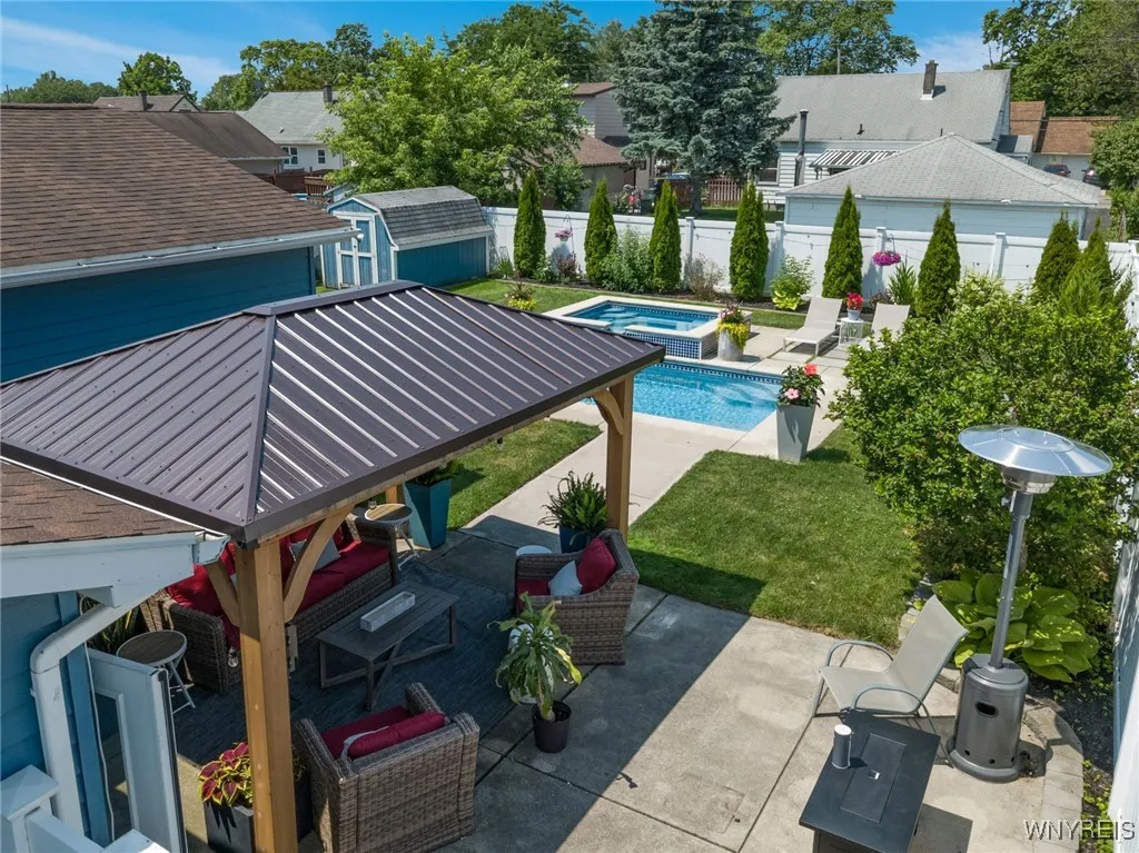 1416 99th Street, Niagara Falls, New York 14304, Niagara Falls, New York 14304, 3 Bedrooms Bedrooms, 8 Rooms Rooms,1 BathroomBathrooms,Residential,Closed,1416 99th Street, Niagara Falls, New York 14304,0,B1620364