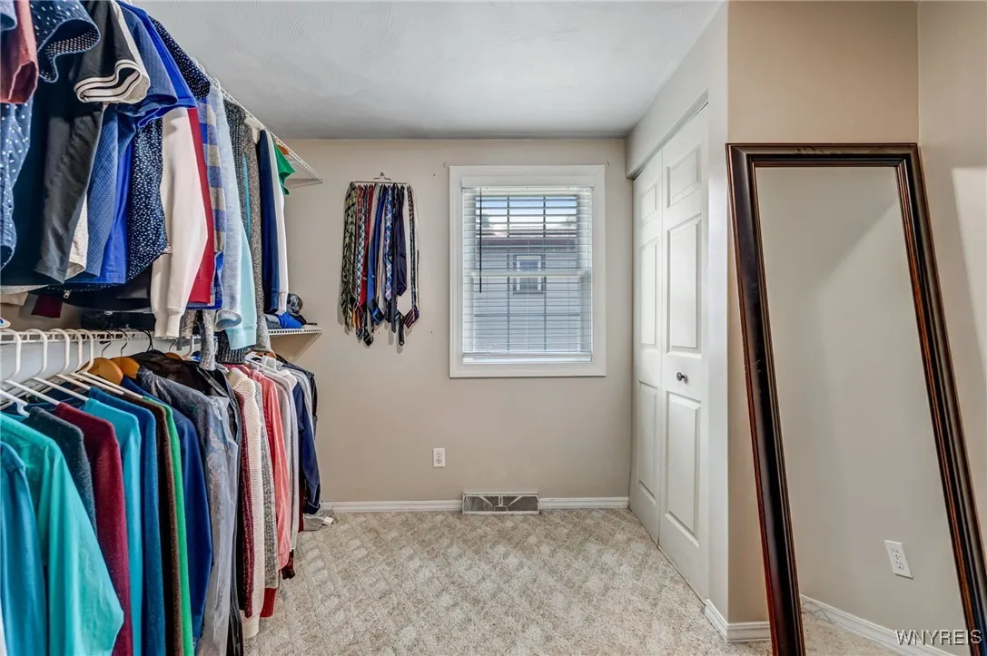 1416 99th Street, Niagara Falls, New York 14304, Niagara Falls, New York 14304, 3 Bedrooms Bedrooms, 8 Rooms Rooms,1 BathroomBathrooms,Residential,Closed,1416 99th Street, Niagara Falls, New York 14304,0,B1620364