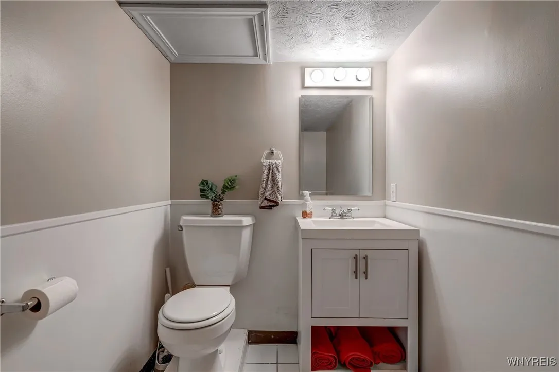 1416 99th Street, Niagara Falls, New York 14304, Niagara Falls, New York 14304, 3 Bedrooms Bedrooms, 8 Rooms Rooms,1 BathroomBathrooms,Residential,Closed,1416 99th Street, Niagara Falls, New York 14304,0,B1620364