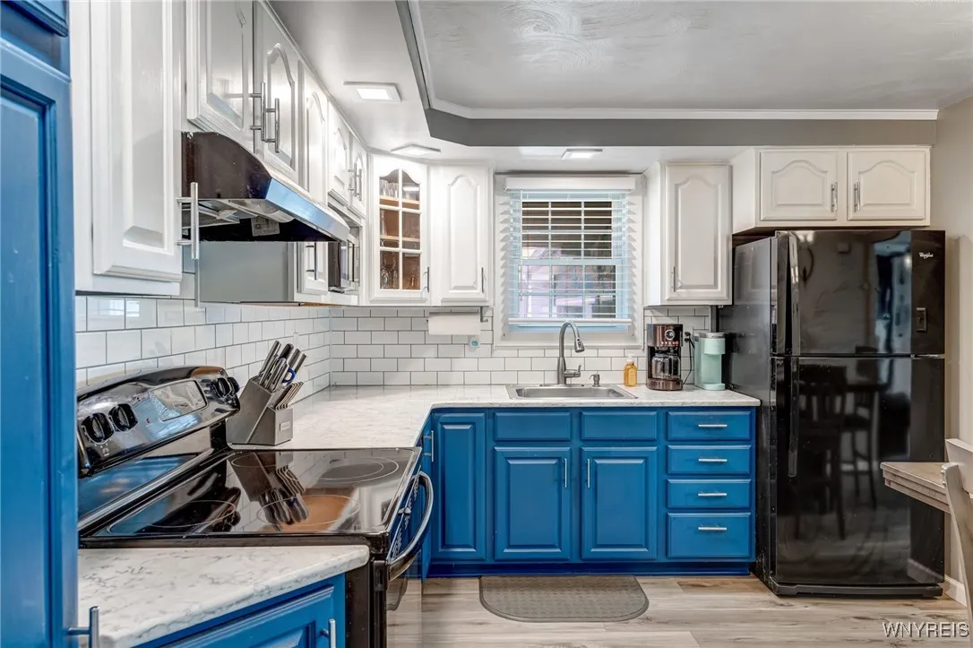 1416 99th Street, Niagara Falls, New York 14304, Niagara Falls, New York 14304, 3 Bedrooms Bedrooms, 8 Rooms Rooms,1 BathroomBathrooms,Residential,Closed,1416 99th Street, Niagara Falls, New York 14304,0,B1620364
