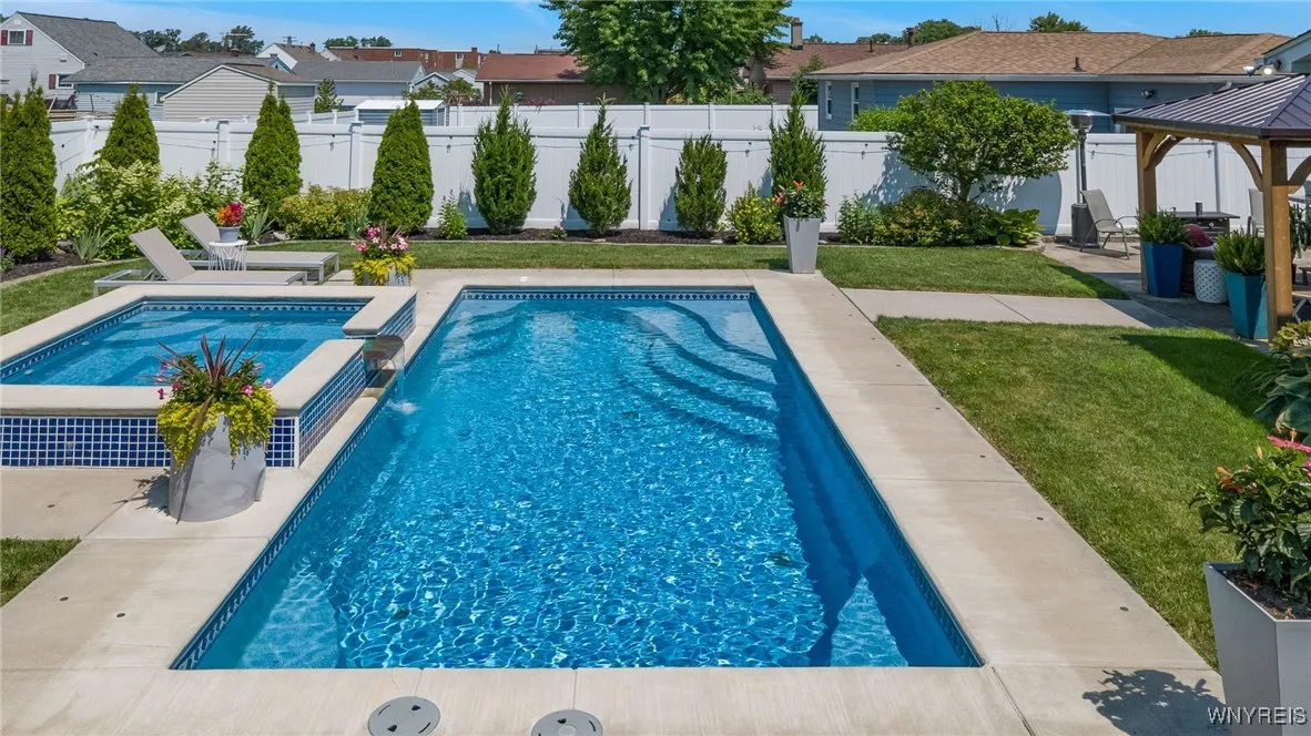 1416 99th Street, Niagara Falls, New York 14304, Niagara Falls, New York 14304, 3 Bedrooms Bedrooms, 8 Rooms Rooms,1 BathroomBathrooms,Residential,Closed,1416 99th Street, Niagara Falls, New York 14304,0,B1620364