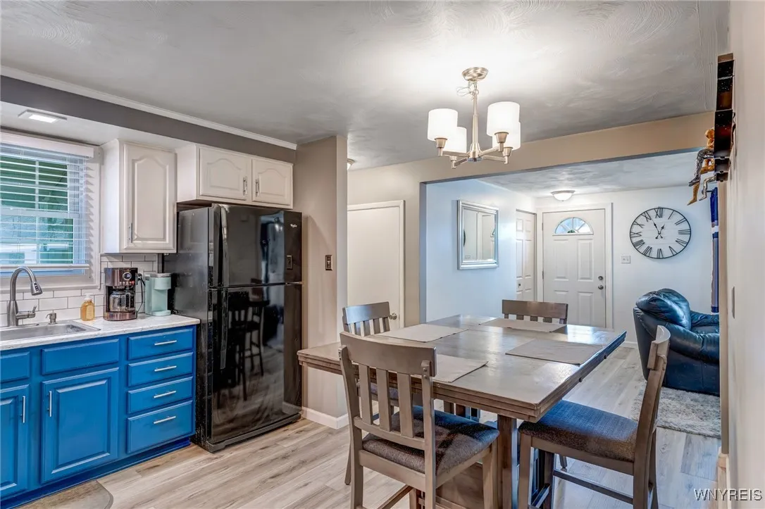 1416 99th Street, Niagara Falls, New York 14304, Niagara Falls, New York 14304, 3 Bedrooms Bedrooms, 8 Rooms Rooms,1 BathroomBathrooms,Residential,Closed,1416 99th Street, Niagara Falls, New York 14304,0,B1620364