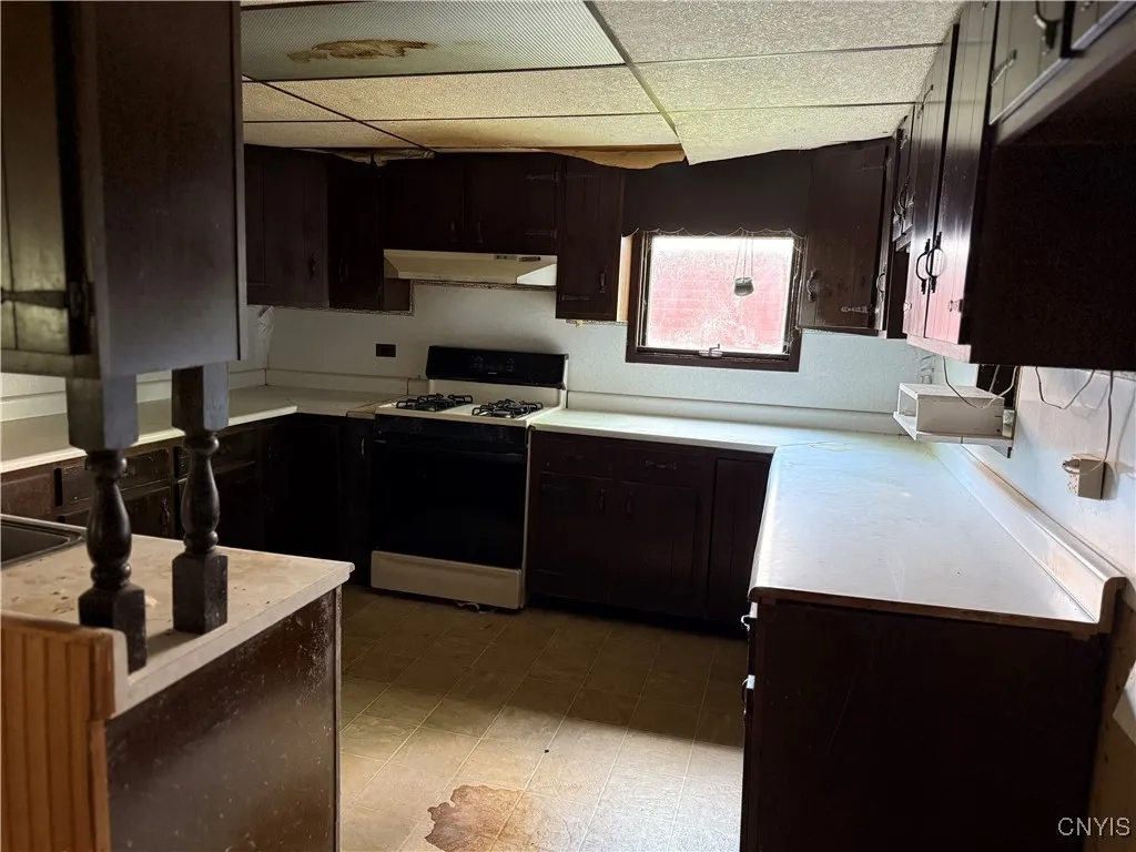 211 W Park Street, Lenox, New York 13032, Lenox, New York 13032, 4 Bedrooms Bedrooms, 11 Rooms Rooms,2 BathroomsBathrooms,Residential,For Sale,211 W Park Street, Lenox, New York 13032,S1620448