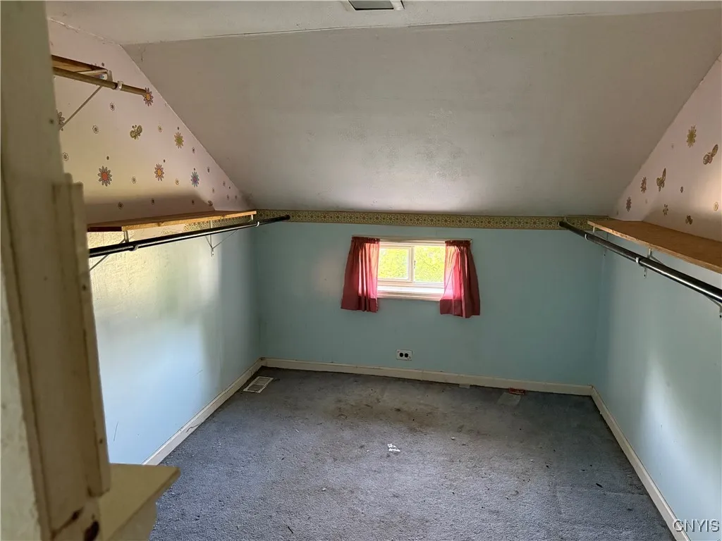 211 W Park Street, Lenox, New York 13032, Lenox, New York 13032, 4 Bedrooms Bedrooms, 11 Rooms Rooms,2 BathroomsBathrooms,Residential,For Sale,211 W Park Street, Lenox, New York 13032,S1620448