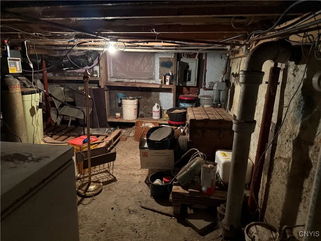211 W Park Street, Lenox, New York 13032, Lenox, New York 13032, 4 Bedrooms Bedrooms, 11 Rooms Rooms,2 BathroomsBathrooms,Residential,For Sale,211 W Park Street, Lenox, New York 13032,S1620448