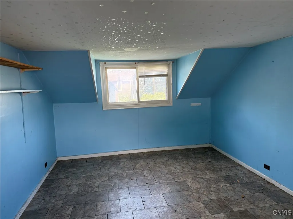 211 W Park Street, Lenox, New York 13032, Lenox, New York 13032, 4 Bedrooms Bedrooms, 11 Rooms Rooms,2 BathroomsBathrooms,Residential,For Sale,211 W Park Street, Lenox, New York 13032,S1620448
