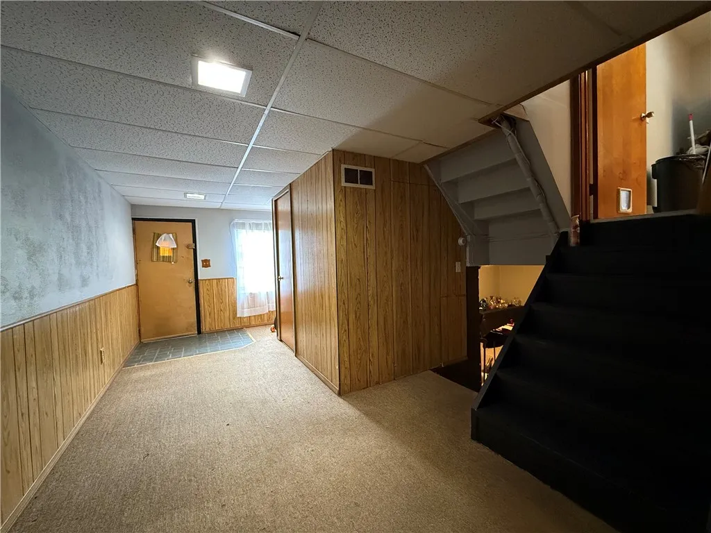 23 Speer Drive, Corning, New York 14830, Corning, New York 14830, 3 Bedrooms Bedrooms, 10 Rooms Rooms,2 BathroomsBathrooms,Residential,For Sale,23 Speer Drive, Corning, New York 14830,R1620453