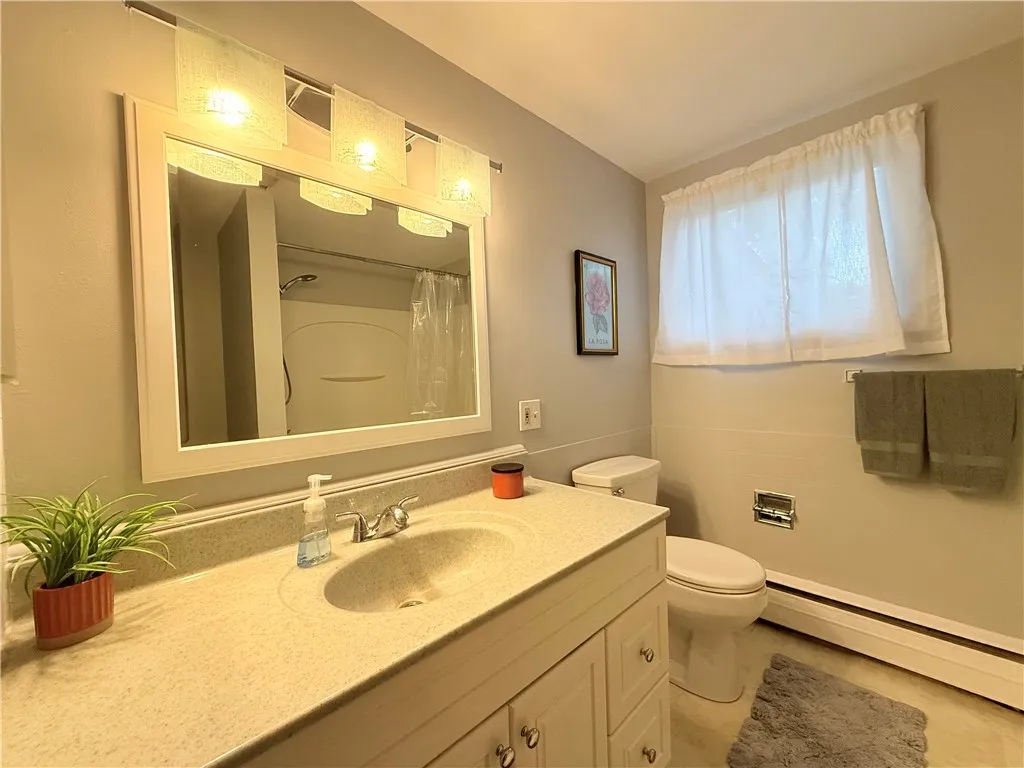 23 Speer Drive, Corning, New York 14830, Corning, New York 14830, 3 Bedrooms Bedrooms, 10 Rooms Rooms,2 BathroomsBathrooms,Residential,For Sale,23 Speer Drive, Corning, New York 14830,R1620453