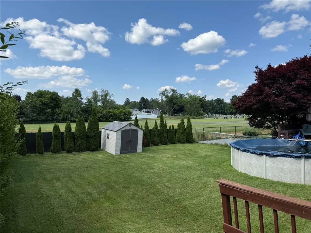 890 Holdridge Street, Southport, New York 14904, Southport, New York 14904, 3 Bedrooms Bedrooms, 8 Rooms Rooms,1 BathroomBathrooms,Residential,For Sale,890 Holdridge Street, Southport, New York 14904,R1620497