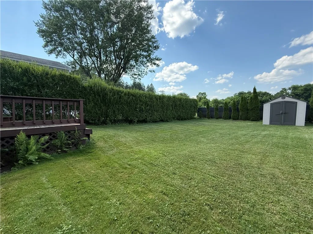 890 Holdridge Street, Southport, New York 14904, Southport, New York 14904, 3 Bedrooms Bedrooms, 8 Rooms Rooms,1 BathroomBathrooms,Residential,For Sale,890 Holdridge Street, Southport, New York 14904,R1620497