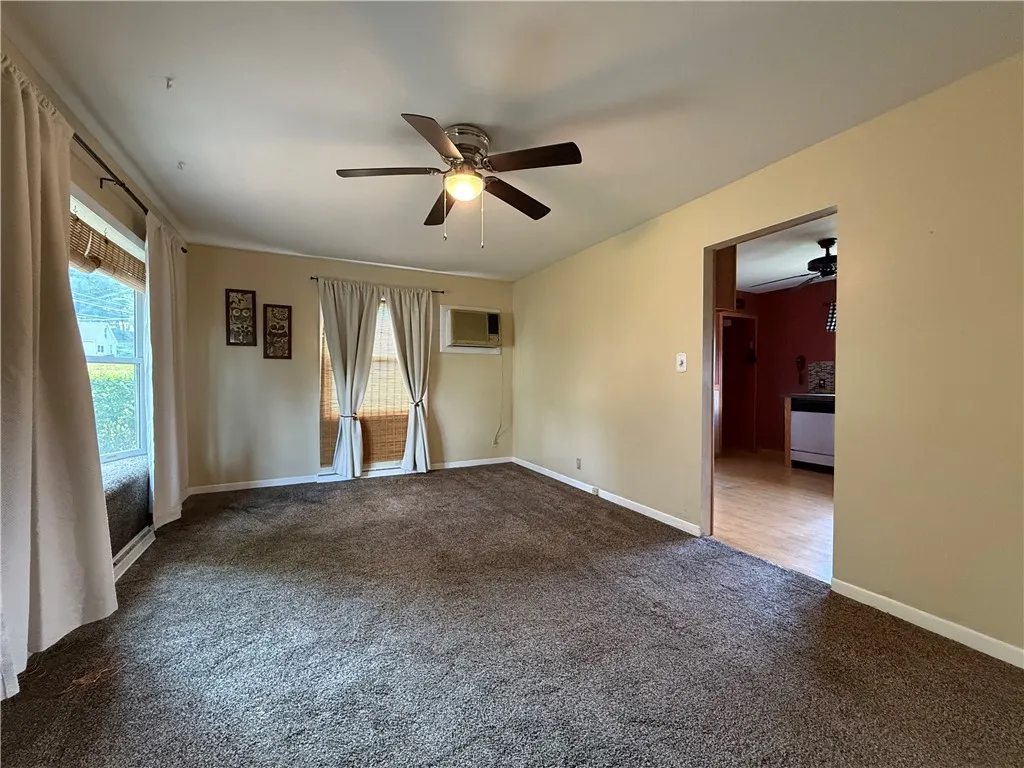 890 Holdridge Street, Southport, New York 14904, Southport, New York 14904, 3 Bedrooms Bedrooms, 8 Rooms Rooms,1 BathroomBathrooms,Residential,For Sale,890 Holdridge Street, Southport, New York 14904,R1620497