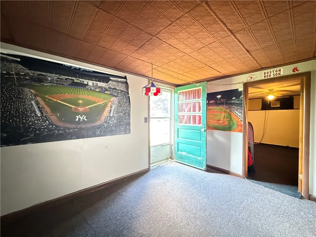 890 Holdridge Street, Southport, New York 14904, Southport, New York 14904, 3 Bedrooms Bedrooms, 8 Rooms Rooms,1 BathroomBathrooms,Residential,For Sale,890 Holdridge Street, Southport, New York 14904,R1620497