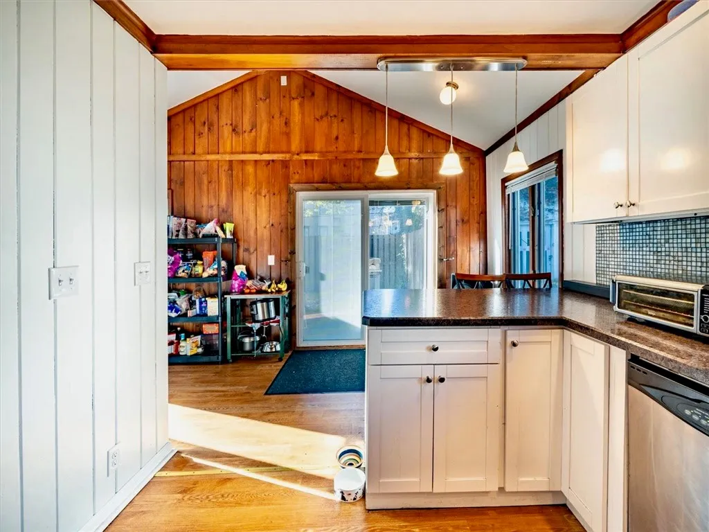 Rear 4 Bedroom Unit Kitchen
