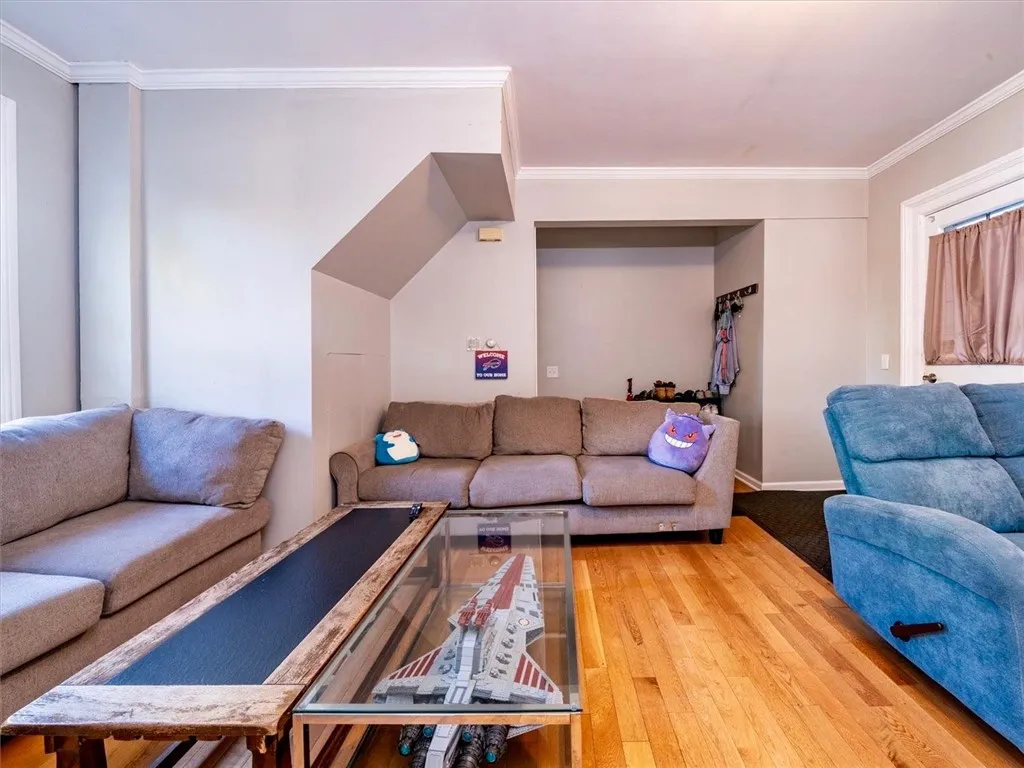 Rear 4 Bedroom Unit Great Room