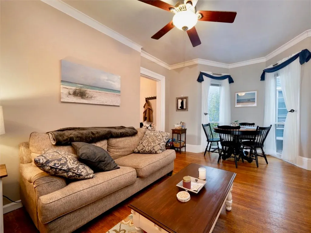 Front 1 Bedroom Unit Great Room