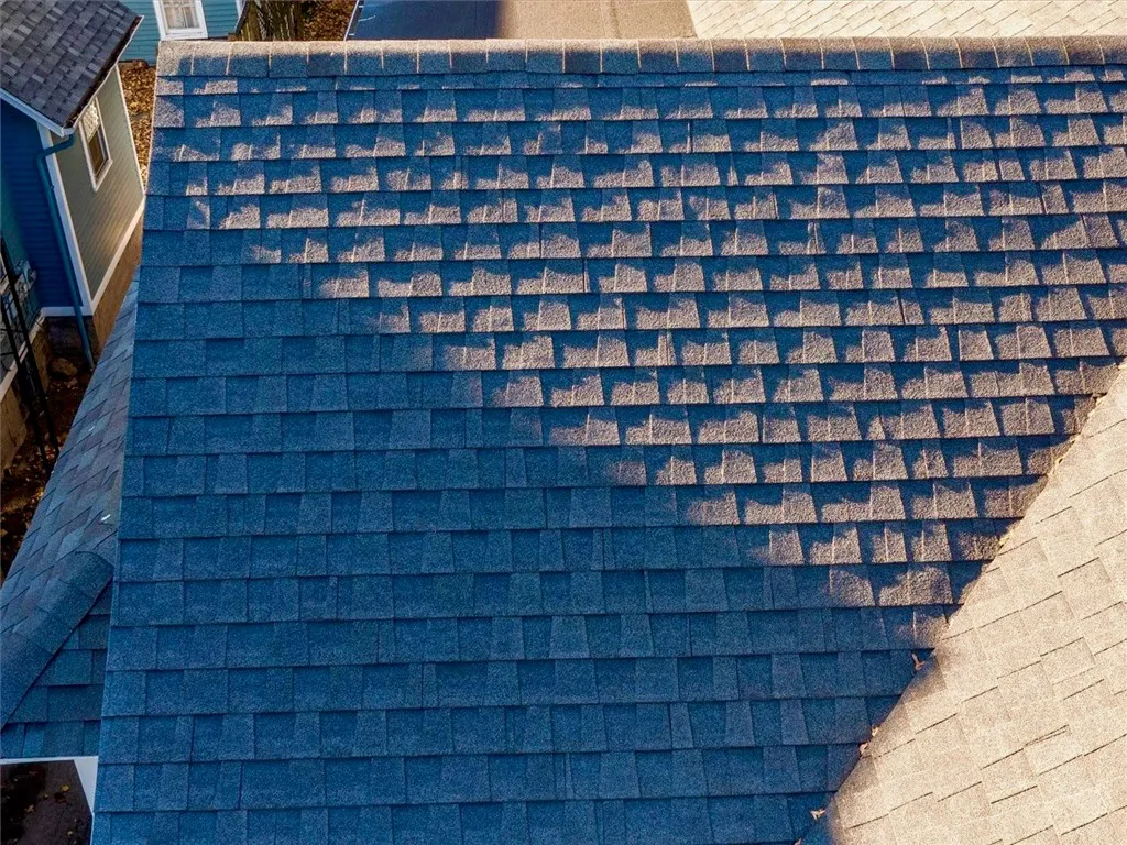 Newer Architectural Shingle Roof