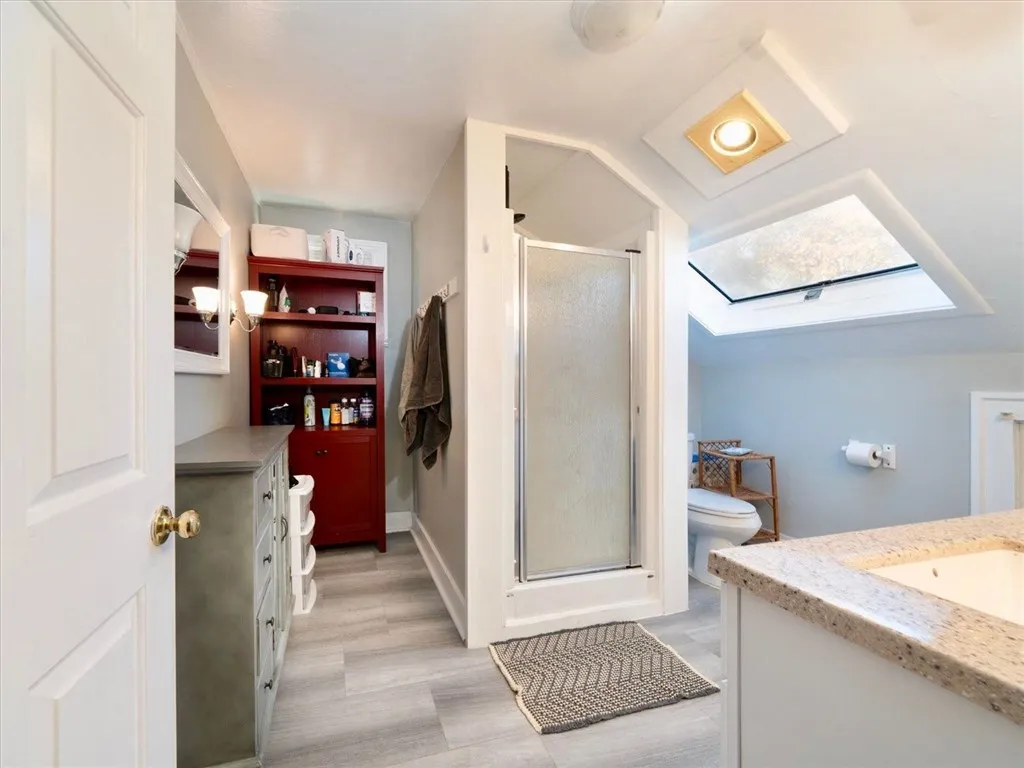 Rear 4 Bedroom Unit Updated Full Bathroom
