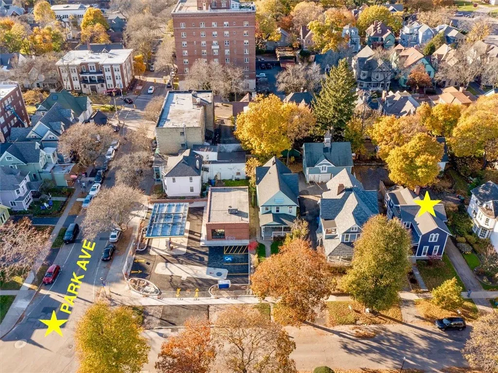 42 Vick Park A, Rochester, New York 14607, Rochester, New York 14607, 5 Bedrooms Bedrooms, ,2 BathroomsBathrooms,Residential,For Sale,42 Vick Park A, Rochester, New York 14607,R1620456