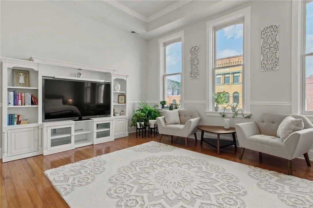 Primary suite