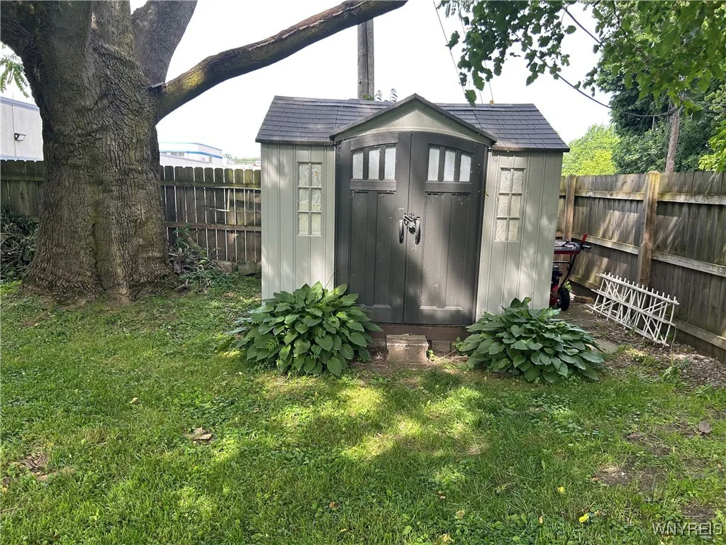 Shed