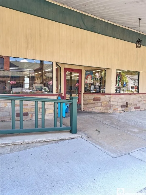 110 West Main Street, Sherman, New York 14781, Sherman, New York 14781, ,Commercial Sale,For Sale,110 West Main Street, Sherman, New York 14781,R1620462