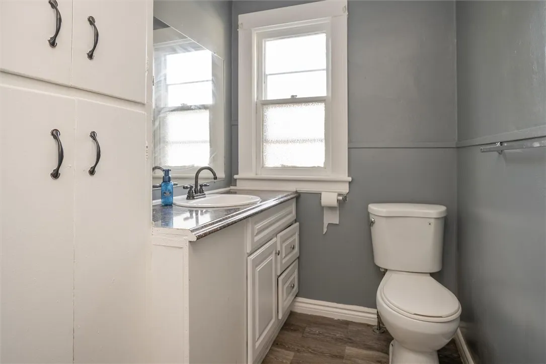 first floor 1/2 bath