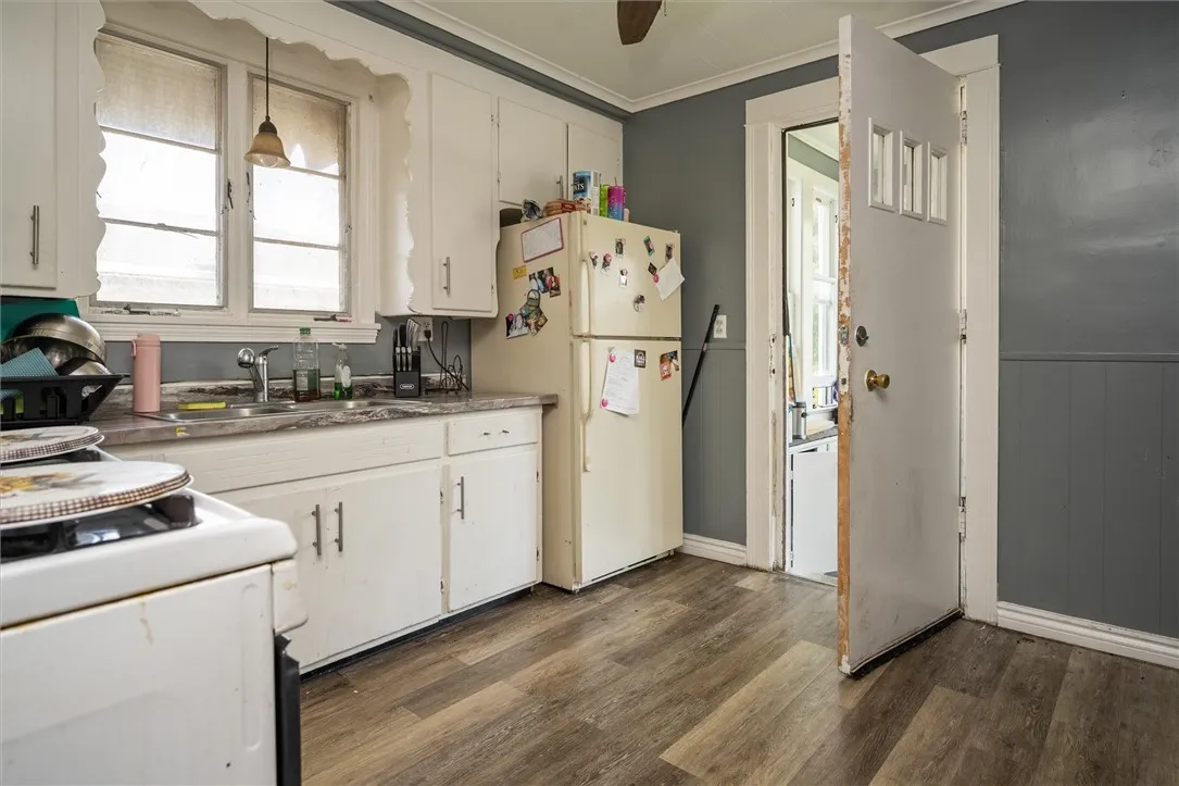 1540 North Goodman Street, Rochester, New York 146, Rochester, New York 14609, 3 Bedrooms Bedrooms, 7 Rooms Rooms,1 BathroomBathrooms,Residential,Closed,1540 North Goodman Street, Rochester, New York 146,0,R1620692