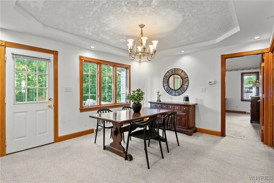 950 East Robinson Street, North Tonawanda, New Yor, North Tonawanda, New York 14120, 2 Bedrooms Bedrooms, 5 Rooms Rooms,2 BathroomsBathrooms,Residential,For Sale,950 East Robinson Street, North Tonawanda, New Yor,B1620442