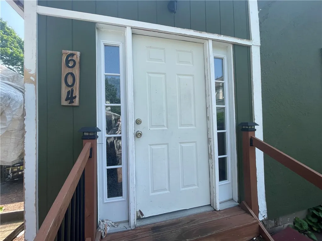 604 Grant Street, East Rochester, New York 14445, East Rochester, New York 14445, 3 Bedrooms Bedrooms, 6 Rooms Rooms,1 BathroomBathrooms,Residential,Closed,604 Grant Street, East Rochester, New York 14445,0,R1620471