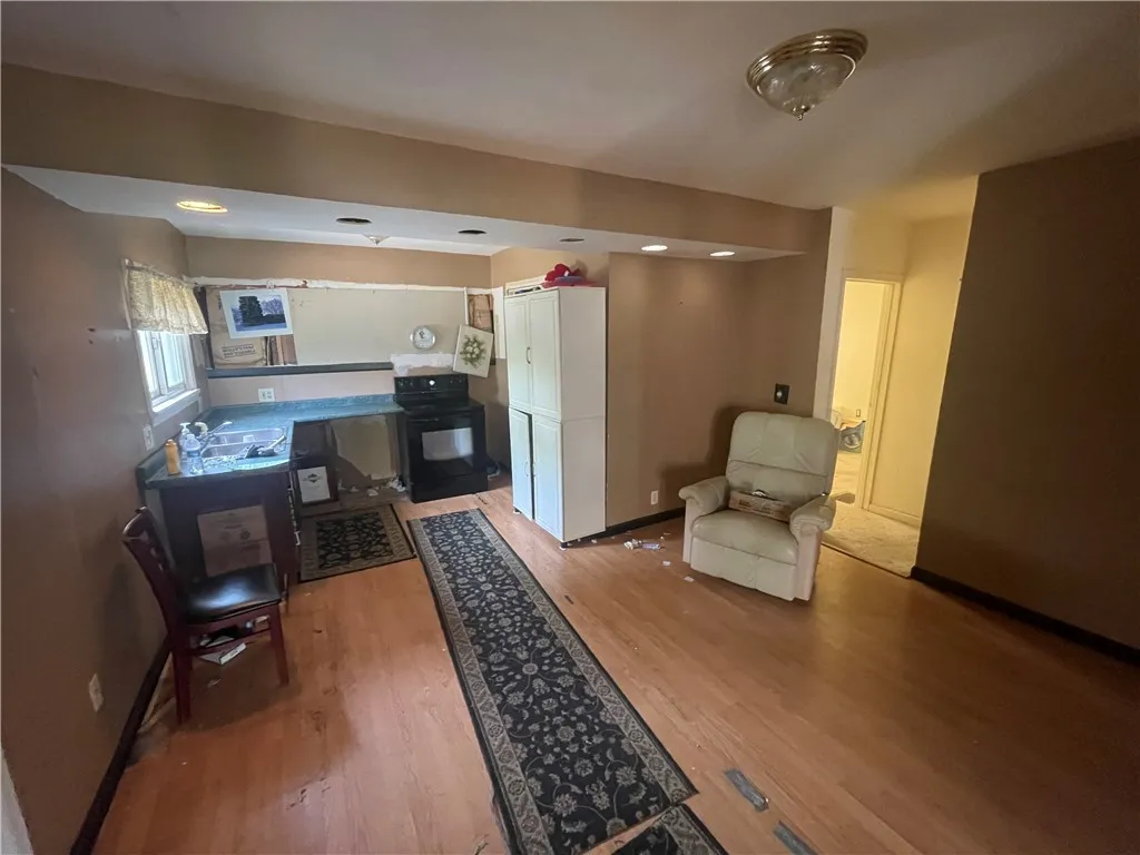 604 Grant Street, East Rochester, New York 14445, East Rochester, New York 14445, 3 Bedrooms Bedrooms, 6 Rooms Rooms,1 BathroomBathrooms,Residential,Closed,604 Grant Street, East Rochester, New York 14445,0,R1620471