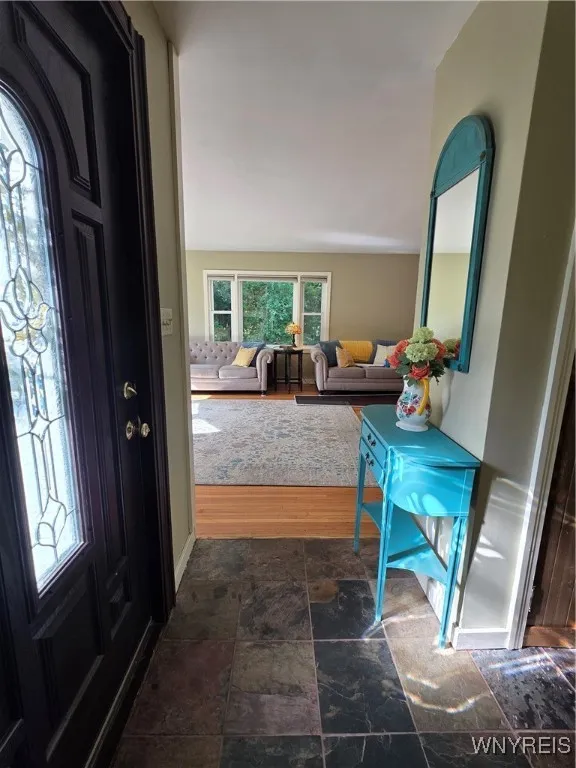 4049 River Road, Lewiston, New York 14174, Lewiston, New York 14174, 3 Bedrooms Bedrooms, 9 Rooms Rooms,2 BathroomsBathrooms,Residential,For Sale,4049 River Road, Lewiston, New York 14174,B1620690