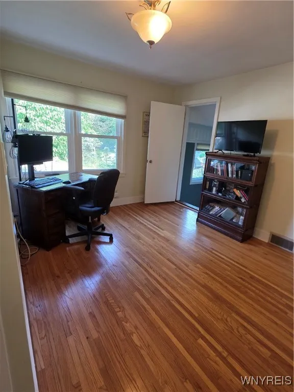 4049 River Road, Lewiston, New York 14174, Lewiston, New York 14174, 3 Bedrooms Bedrooms, 9 Rooms Rooms,2 BathroomsBathrooms,Residential,For Sale,4049 River Road, Lewiston, New York 14174,B1620690
