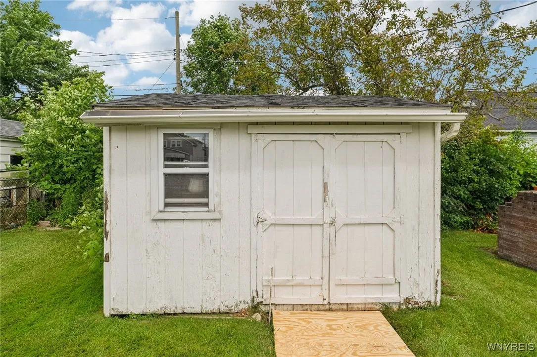 66 Gierlach Street, Cheektowaga, New York 14212, Cheektowaga, New York 14212, 2 Bedrooms Bedrooms, 5 Rooms Rooms,1 BathroomBathrooms,Residential,Closed,66 Gierlach Street, Cheektowaga, New York 14212,0,B1619088