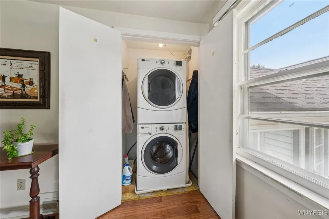 66 Gierlach Street, Cheektowaga, New York 14212, Cheektowaga, New York 14212, 2 Bedrooms Bedrooms, 5 Rooms Rooms,1 BathroomBathrooms,Residential,Closed,66 Gierlach Street, Cheektowaga, New York 14212,0,B1619088