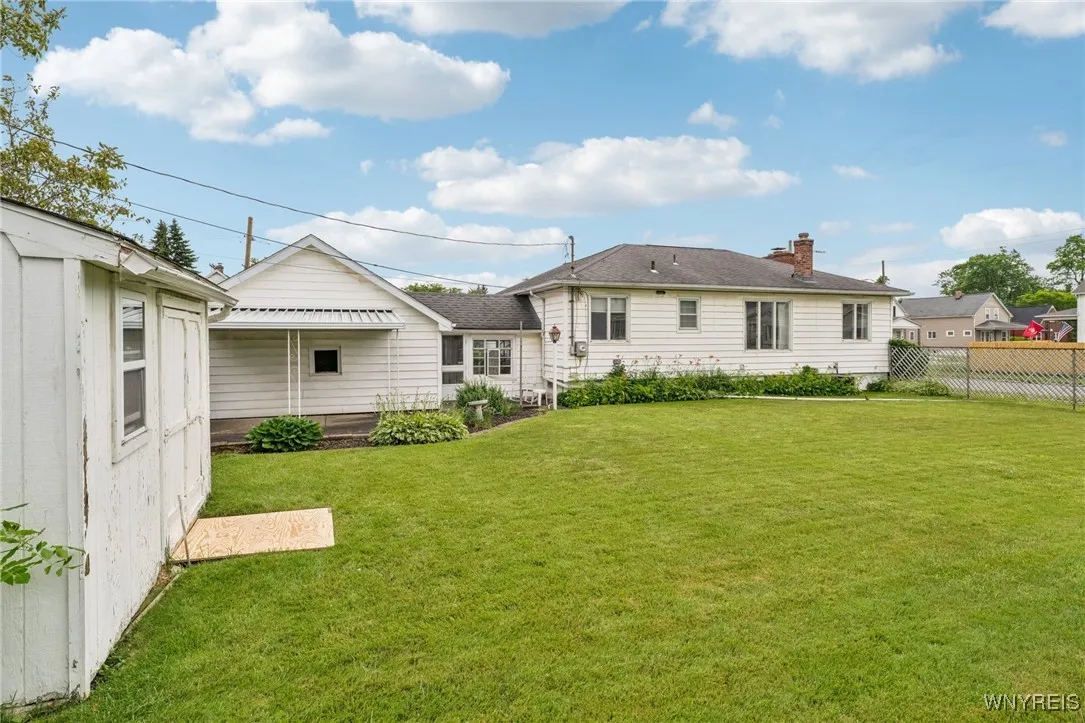 66 Gierlach Street, Cheektowaga, New York 14212, Cheektowaga, New York 14212, 2 Bedrooms Bedrooms, 5 Rooms Rooms,1 BathroomBathrooms,Residential,Closed,66 Gierlach Street, Cheektowaga, New York 14212,0,B1619088