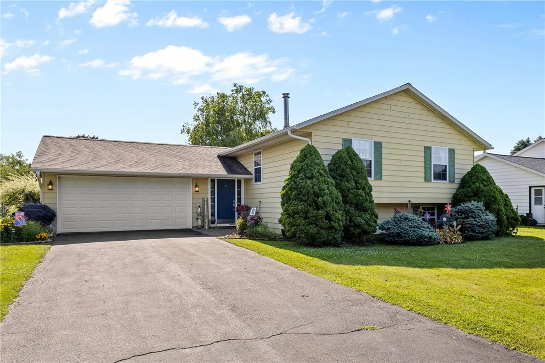 7980 Cedarwood Drive, Rome, New York 13440, Rome, New York 13440, 4 Bedrooms Bedrooms, 9 Rooms Rooms,2 BathroomsBathrooms,Residential,For Sale,7980 Cedarwood Drive, Rome, New York 13440,0,R1608745