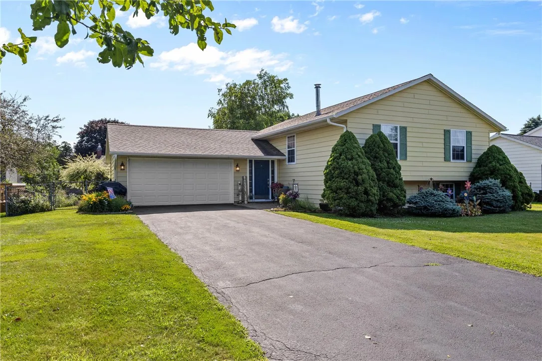 7980 Cedarwood Drive, Rome, New York 13440, Rome, New York 13440, 4 Bedrooms Bedrooms, 9 Rooms Rooms,2 BathroomsBathrooms,Residential,For Sale,7980 Cedarwood Drive, Rome, New York 13440,0,R1608745