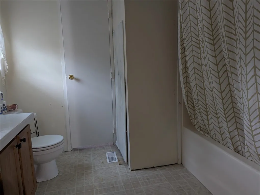 14671 Lime Kiln Road, Barre, New York 14411, Barre, New York 14411, 3 Bedrooms Bedrooms, 5 Rooms Rooms,2 BathroomsBathrooms,Residential,For Sale,14671 Lime Kiln Road, Barre, New York 14411,0,R1620728