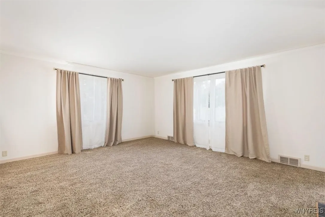 356 Union Road, West Seneca, New York 14224, West Seneca, New York 14224, 4 Bedrooms Bedrooms, 7 Rooms Rooms,1 BathroomBathrooms,Residential,For Sale,356 Union Road, West Seneca, New York 14224,B1620314