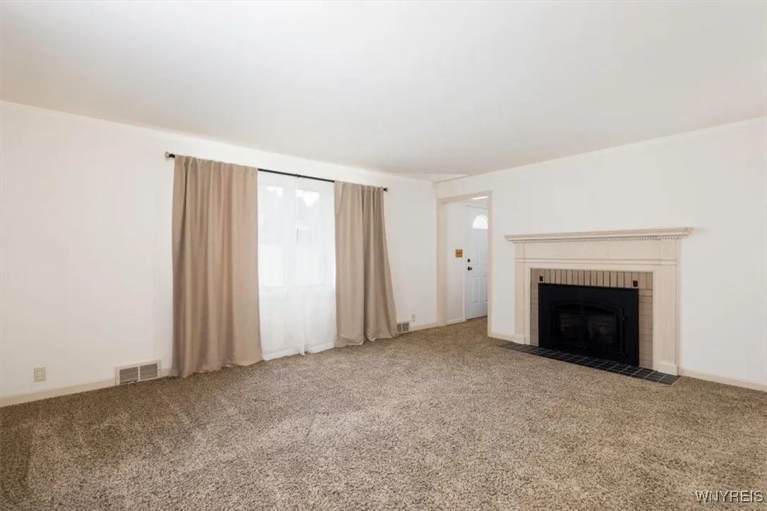 356 Union Road, West Seneca, New York 14224, West Seneca, New York 14224, 4 Bedrooms Bedrooms, 7 Rooms Rooms,1 BathroomBathrooms,Residential,For Sale,356 Union Road, West Seneca, New York 14224,B1620314