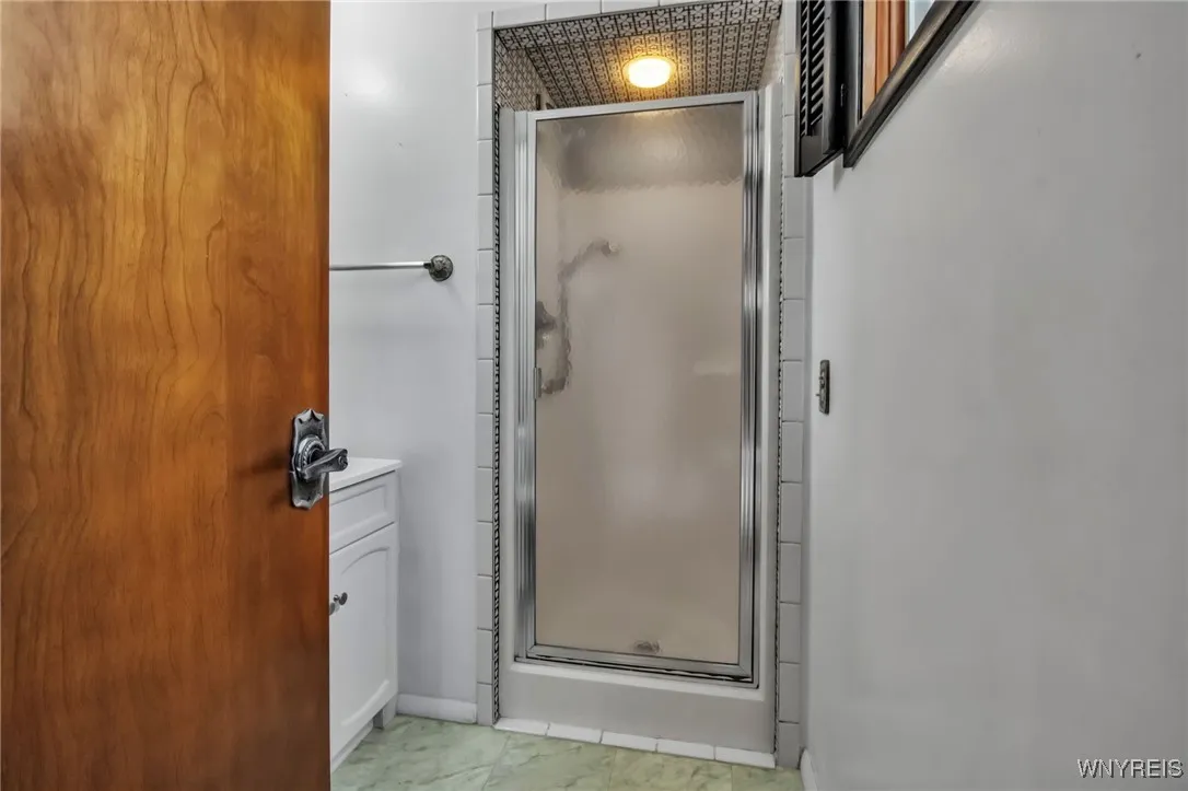 22 Eaglebrook Drive, Orchard Park, New York 14224, Orchard Park, New York 14224, 3 Bedrooms Bedrooms, 8 Rooms Rooms,2 BathroomsBathrooms,Residential,For Sale,22 Eaglebrook Drive, Orchard Park, New York 14224,B1620503