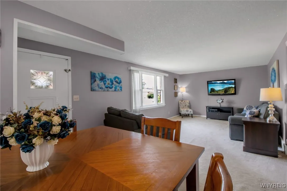 Living Room/Dining Room
