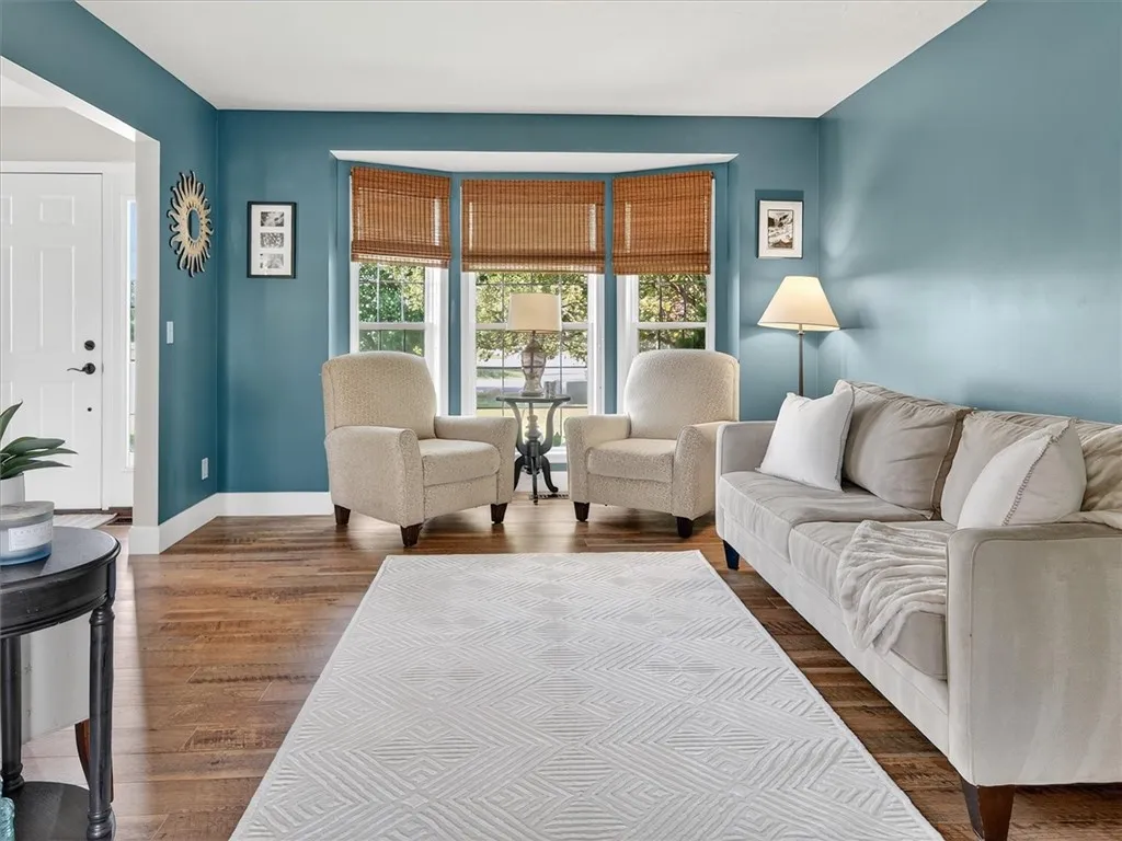 29 Marjorie Lane, Parma, New York 14468, Parma, New York 14468, 4 Bedrooms Bedrooms, 11 Rooms Rooms,2 BathroomsBathrooms,Residential,For Sale,29 Marjorie Lane, Parma, New York 14468,R1620616