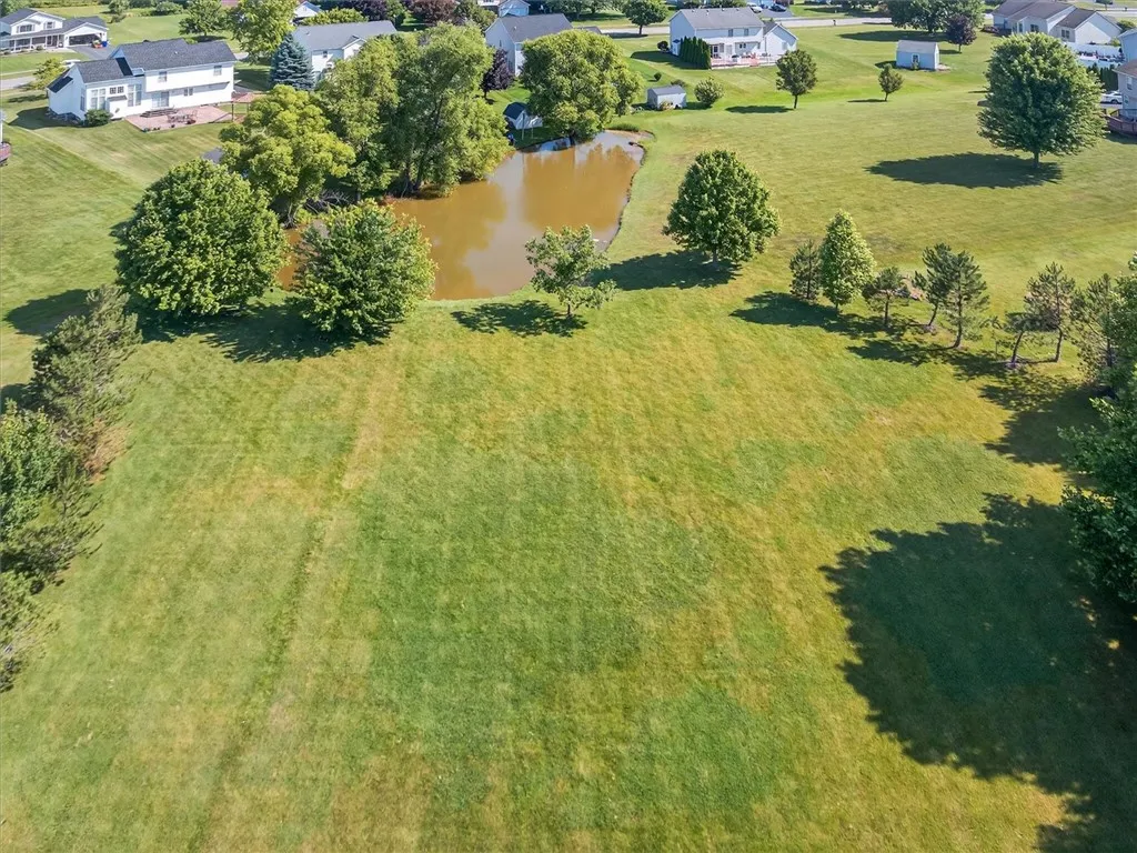 29 Marjorie Lane, Parma, New York 14468, Parma, New York 14468, 4 Bedrooms Bedrooms, 11 Rooms Rooms,2 BathroomsBathrooms,Residential,For Sale,29 Marjorie Lane, Parma, New York 14468,R1620616