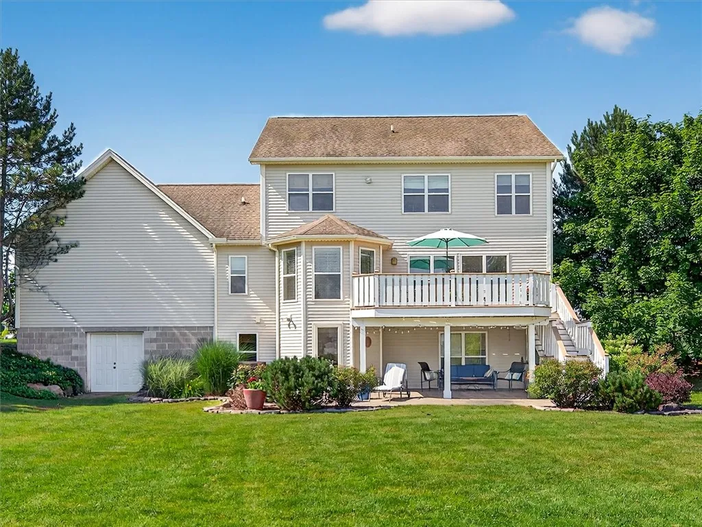 29 Marjorie Lane, Parma, New York 14468, Parma, New York 14468, 4 Bedrooms Bedrooms, 11 Rooms Rooms,2 BathroomsBathrooms,Residential,For Sale,29 Marjorie Lane, Parma, New York 14468,R1620616