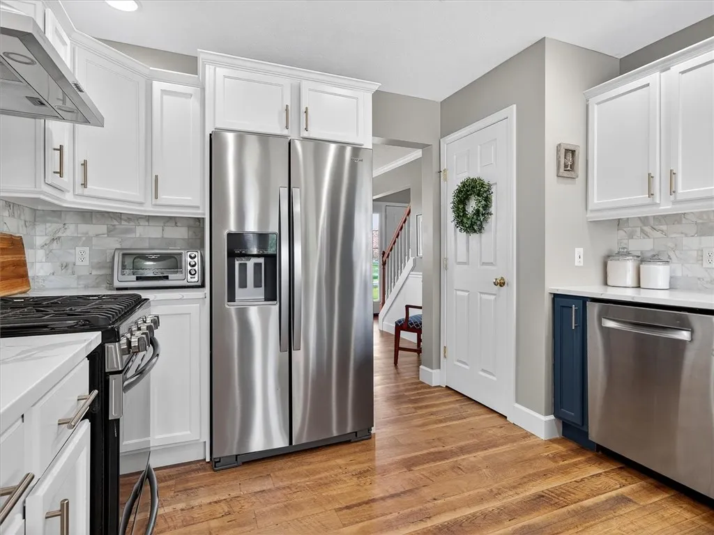 29 Marjorie Lane, Parma, New York 14468, Parma, New York 14468, 4 Bedrooms Bedrooms, 11 Rooms Rooms,2 BathroomsBathrooms,Residential,For Sale,29 Marjorie Lane, Parma, New York 14468,R1620616